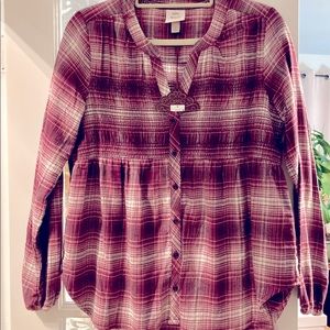 NWT Knox Rose Button-Down Red Flannel Shirt. Size Small.